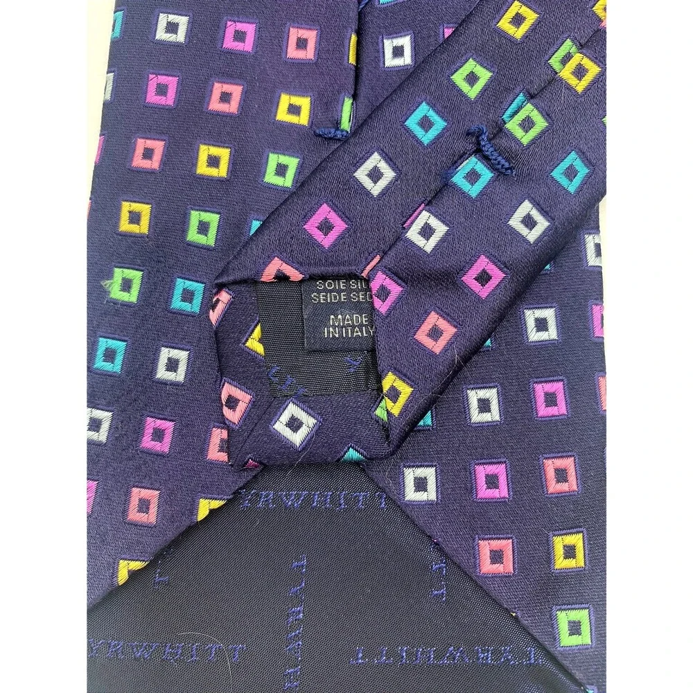 Charles Tyrwhitt‎ Navy Silk Tie Geometric Square Pattern Made in Italy Mens